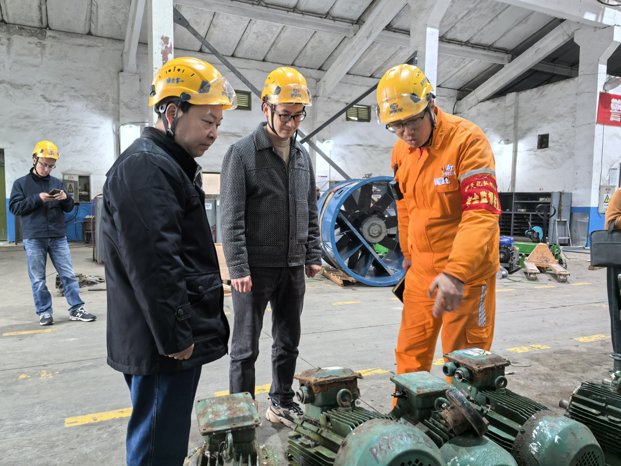 ?瀘天化集團安全生產(chǎn)專項督導(dǎo)組赴弘旭公司開展實地檢查(圖3)