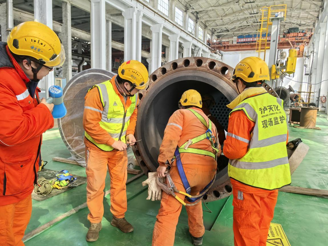 弘旭公司開(kāi)展有限空間事故救援應(yīng)急演練(圖2)