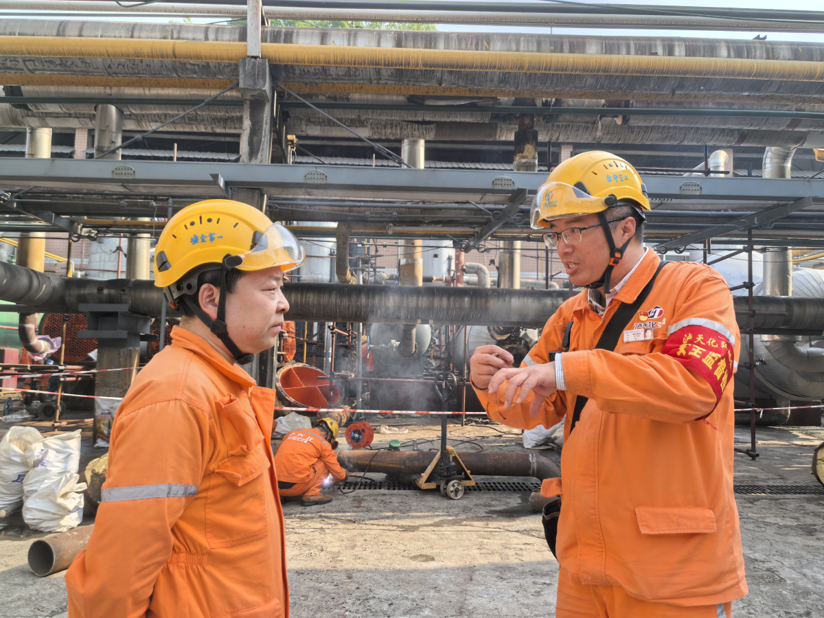 全力以赴搞建設 方圓之間顯擔當(圖3)