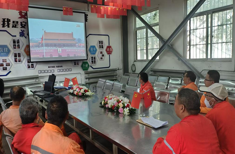  弘旭公司組織觀看九三閱兵式，激發(fā)愛國熱情(圖4)