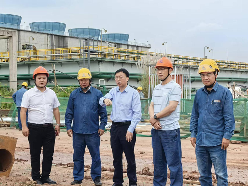 傅利才、郭春建到化工園區(qū)項目現(xiàn)場開展節(jié)前安全檢查(圖2)