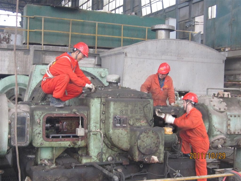 湖北宜化新疆輪臺縣年產(chǎn)30萬噸合成氨裝置拆除安裝工程項目（往復(fù)式壓縮機(jī)拆(圖1)